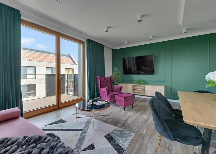 Front Park With Parking By Lion Lägenhet Gdańsk