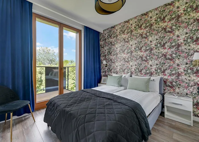 Lägenhet Front Park With Parking By Lion