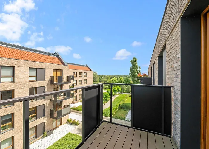 Front Park With Parking By Lion Gdańsk