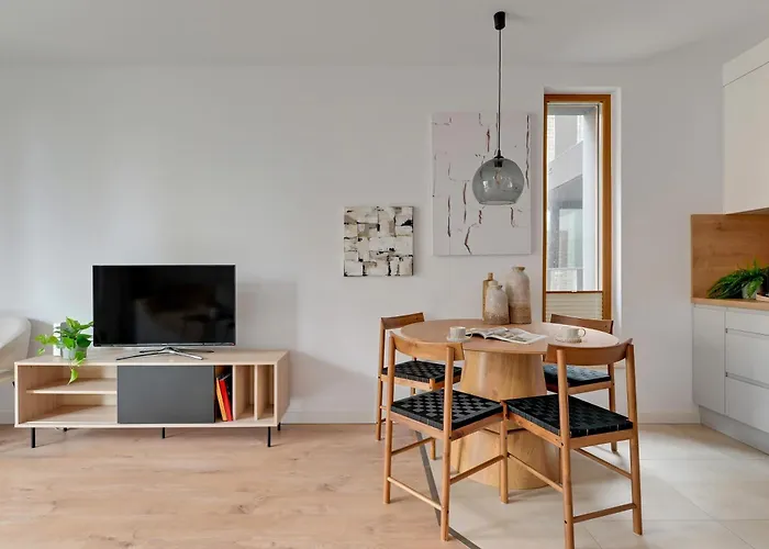 Front Park With Parking By Lion Lägenhet Gdańsk